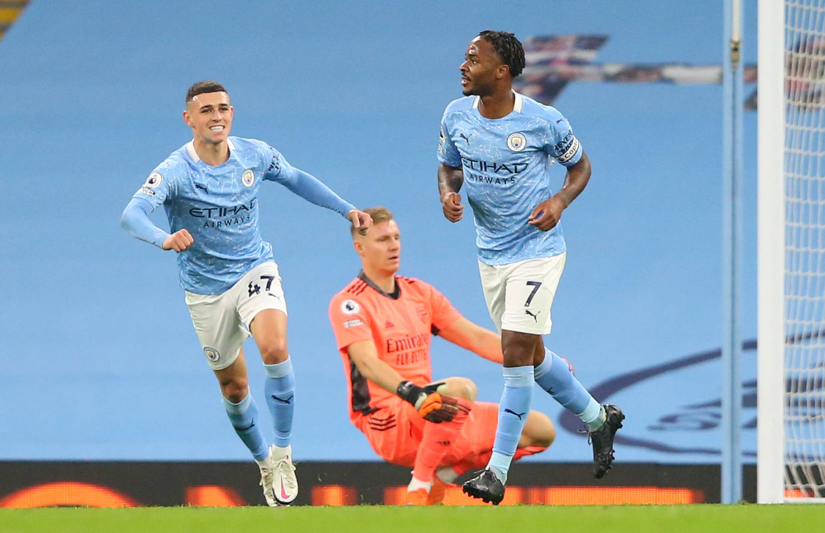 并帮助选手 并帮助选手